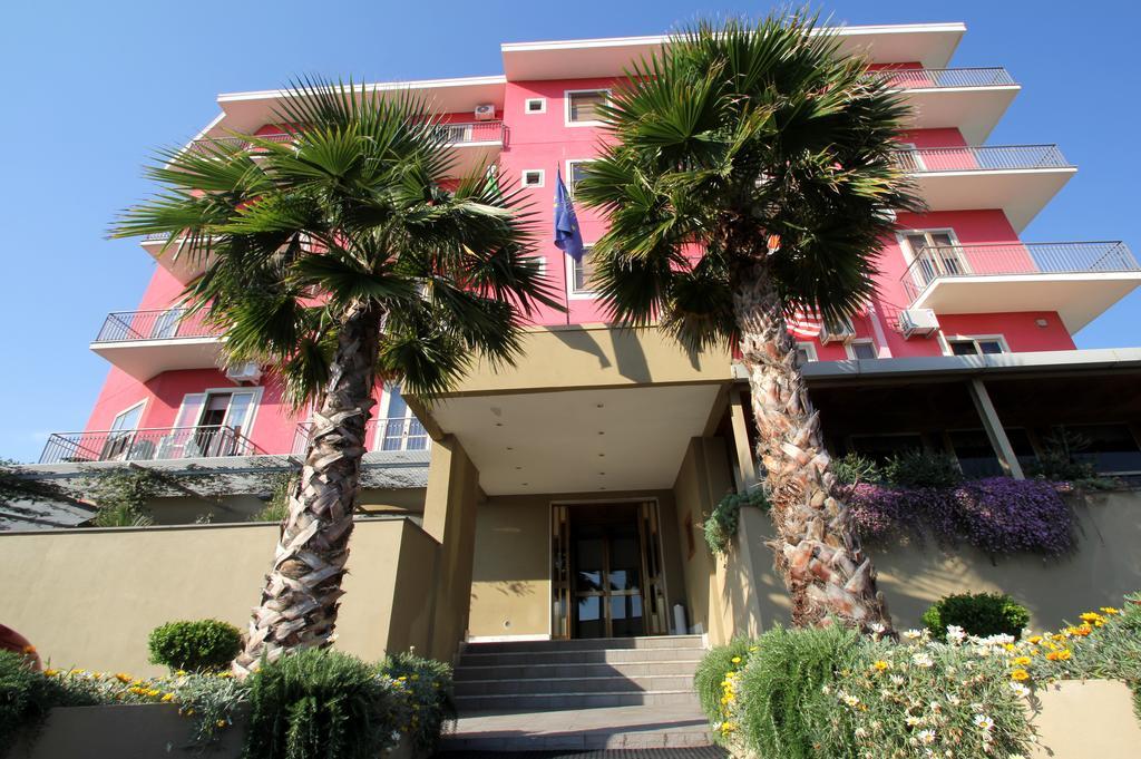 Hotel Carosello Pontecagnano Faiano Buitenkant foto
